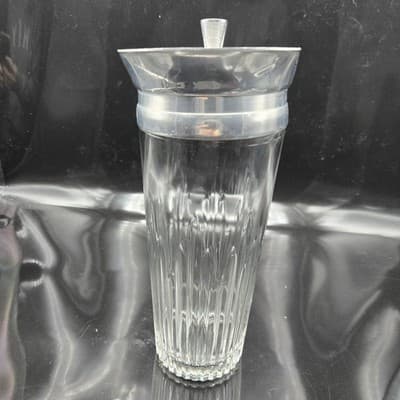 Vintage Cocktail Shaker Indiana Glass Barware Heavy Glass Bottom Aluminum Lid - Thumbnail 2