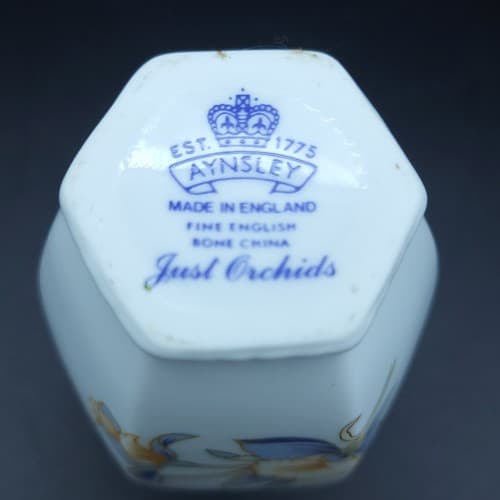 Aynsley Mini Vase Bone China White JUST ORCHIDS 3.25" Made in England Stamped - Thumbnail 7