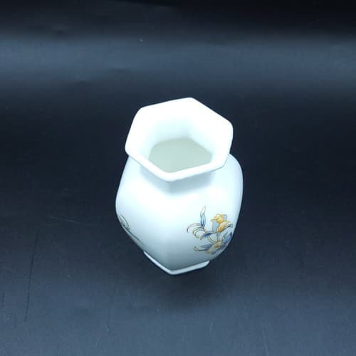 Aynsley Mini Vase Bone China White JUST ORCHIDS 3.25" Made in England Stamped - Thumbnail 6