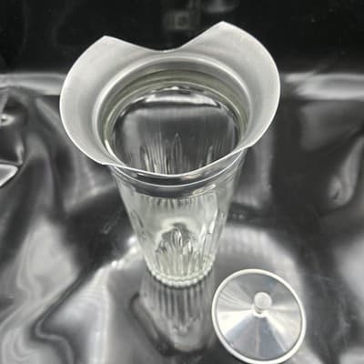 Vintage Cocktail Shaker Indiana Glass Barware Heavy Glass Bottom Aluminum Lid - Thumbnail 5