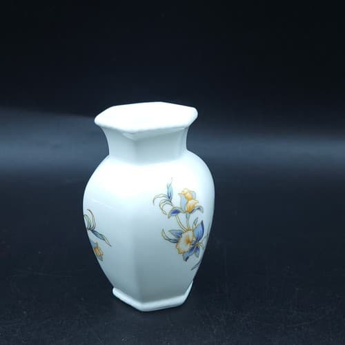 Aynsley Mini Vase Bone China White JUST ORCHIDS 3.25" Made in England Stamped - Thumbnail 5