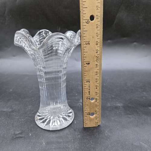 Imperial Glass Clear Swung Ripple & Ribbon Vase - Thumbnail 8