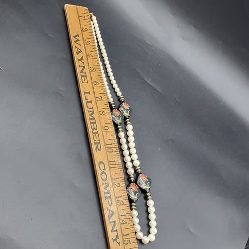 White Faux Pearl Bead Necklace 31" Black Diamond Shape Accent Beads Marked Japan - Thumbnail 9