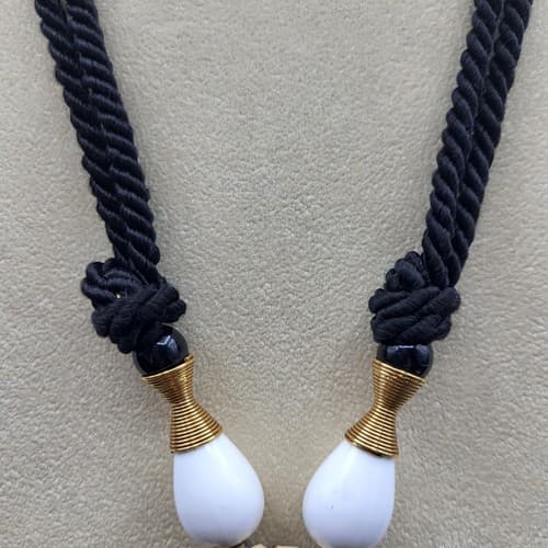 Lions Head Necklace Enamel Ivory Black Silk Chain Locking Clasp Triangle Head - Thumbnail 4