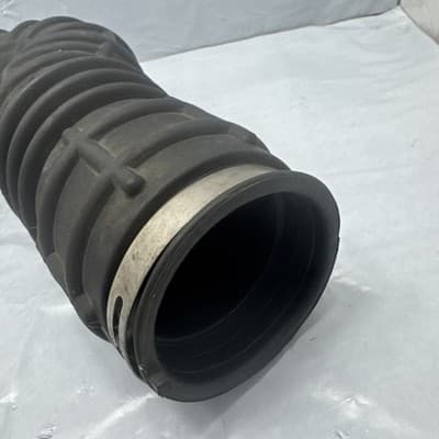 2005-2010 FORD MUSTANG 3.5L V6 AIR INTAKE HOSE TUBE OEM 4R3U-9R504-AE - Thumbnail 4