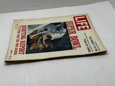 1972 Life Magazine Dallas Cowboy. Roger STAUBACH & Tom Landry - Thumbnail 2