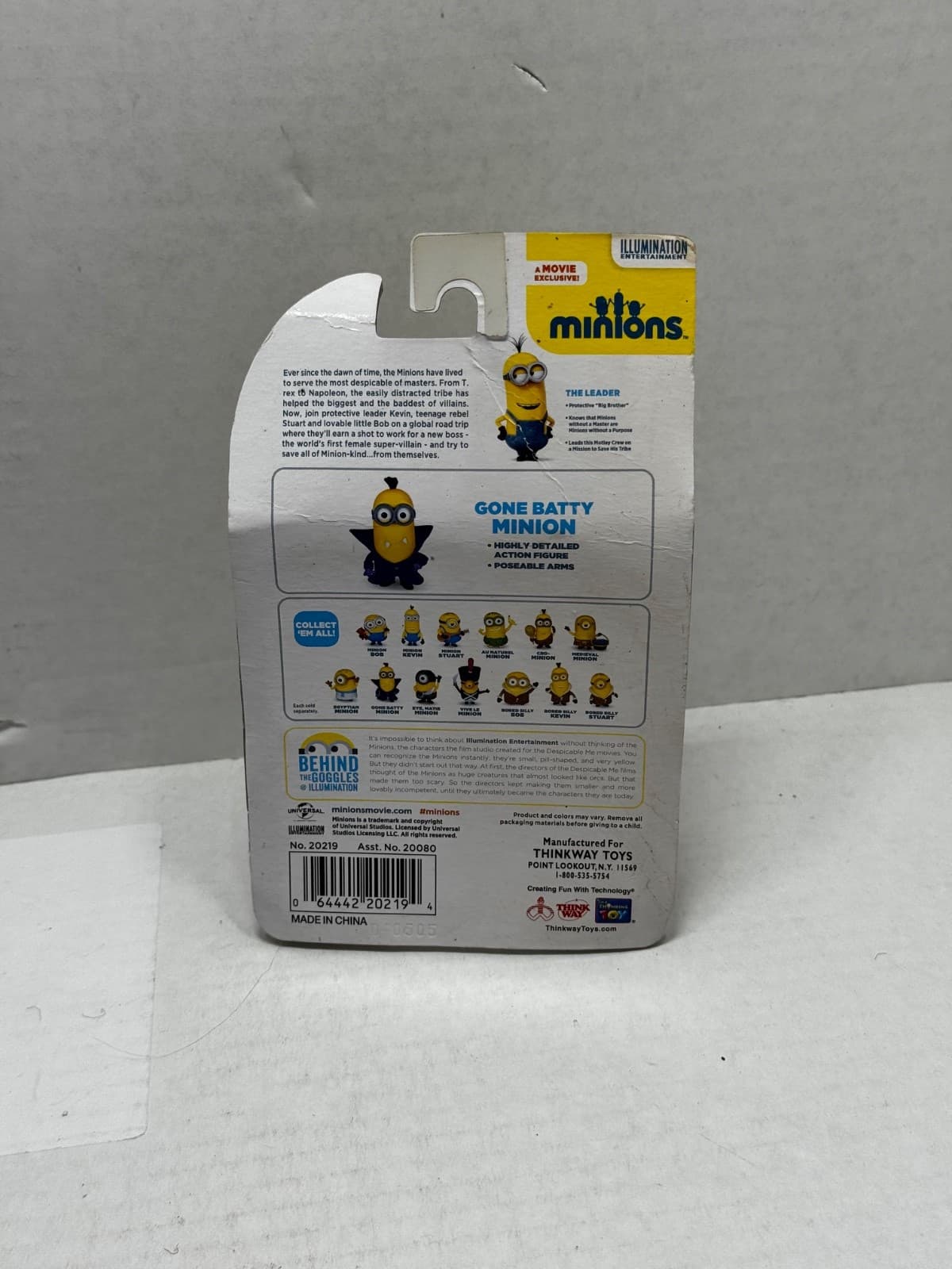 MINIONS A MOVIE EXCLUSIVE GONE BATTY MINION PACKAGE WEAR - Thumbnail 2