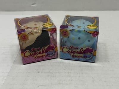 MINI CUPCAKE SURPRISE DOLL SERIES 2 SCENTED SUPER CUTE!! - Image 1