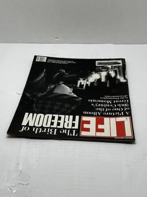 Life Magazine – February 1990 – The Birth of Freedom – Historic Issue - Thumbnail 3