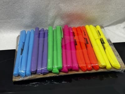 18 Highlighters Madisi Chisel Point Assorted Color Highlighters - Thumbnail 2