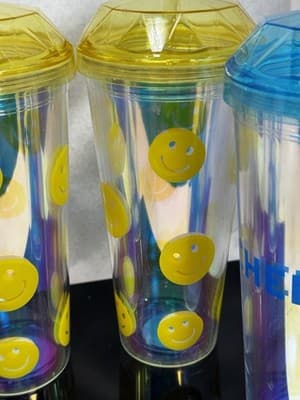Set of 4 Summer 2024 Dome Lid Reusable Cold Cups 23oz Each New - Thumbnail 3