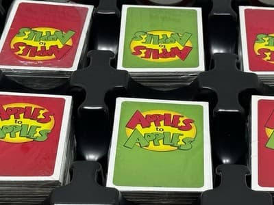 Apples to Apples Board Game Party Box 2007 Fun Family Game NEW - Thumbnail 5