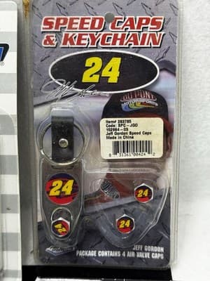 Lot of Vintage Jeff Gordon Items Note Pad, Key Chain & Speed Caps, Model Cars - Thumbnail 2