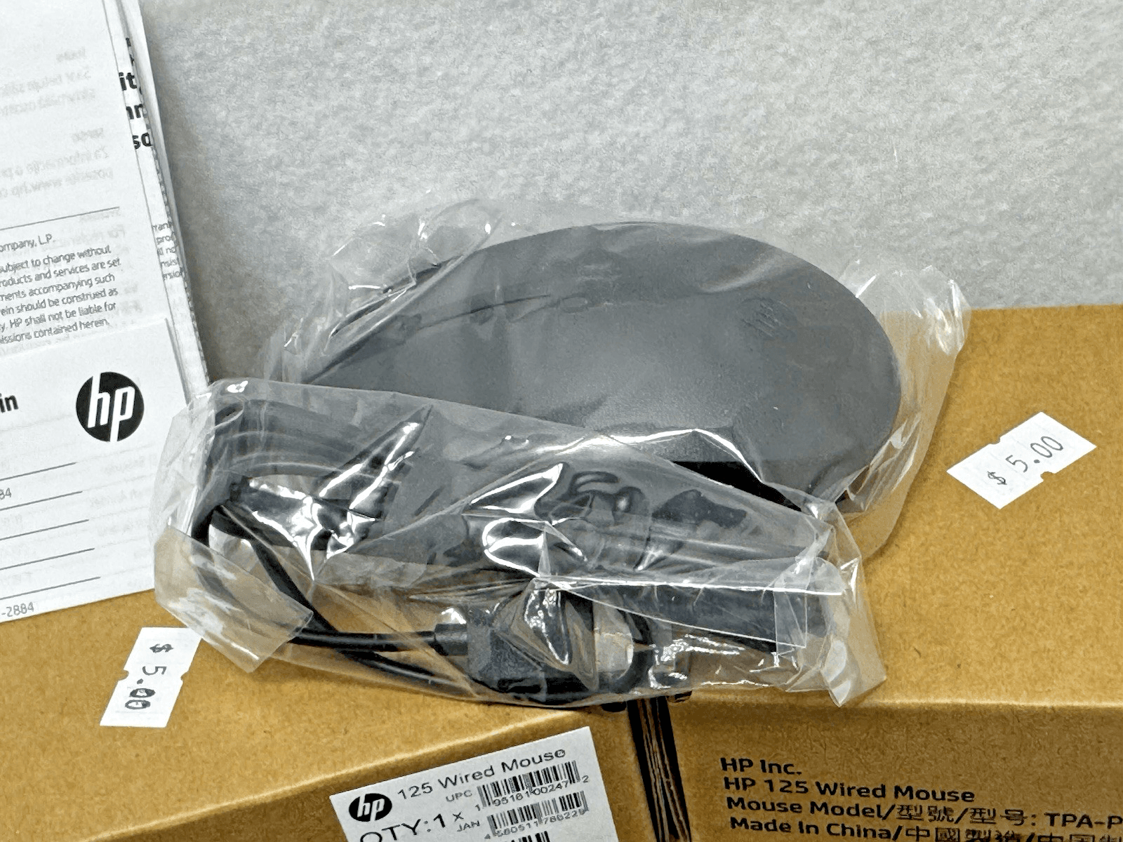 HP P10272-001 125 USB Wired Desktop Mouse (Lot of 6) - Thumbnail 2