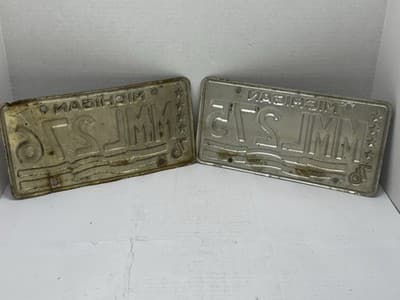 Vintage Michigan Bicentennial License Plate - Flag 1976 Consecutive Numbers - Thumbnail 4