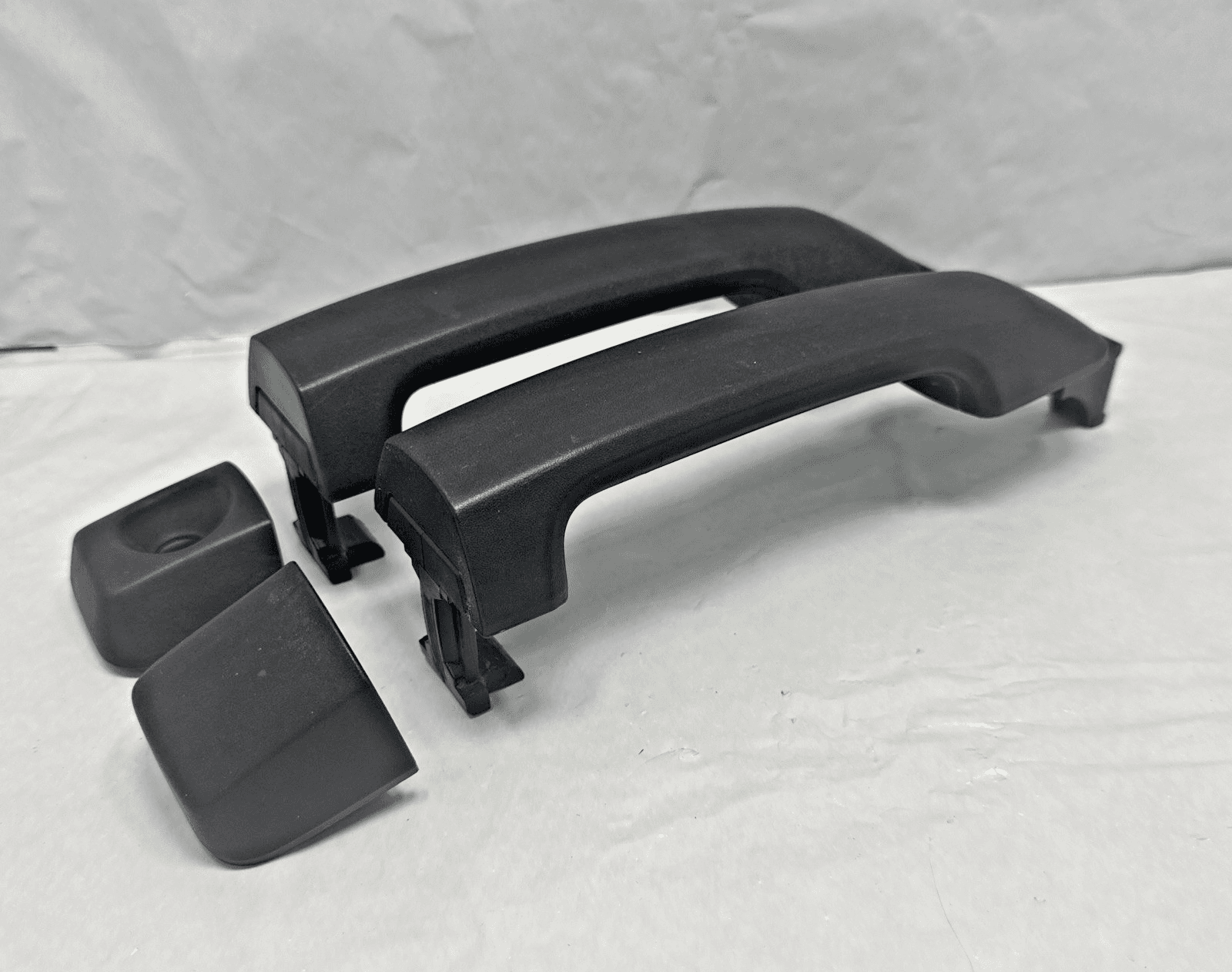 Set oo Exterior Door Handles For 2007-2016 Toyota Tundra Set of 4 Black Plastic - Image 1