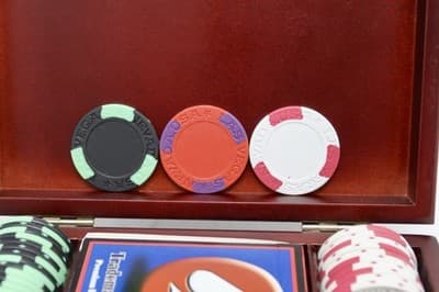 VINTAGE ROSEWOOD POKER SET NEW IN BOX - Thumbnail 3
