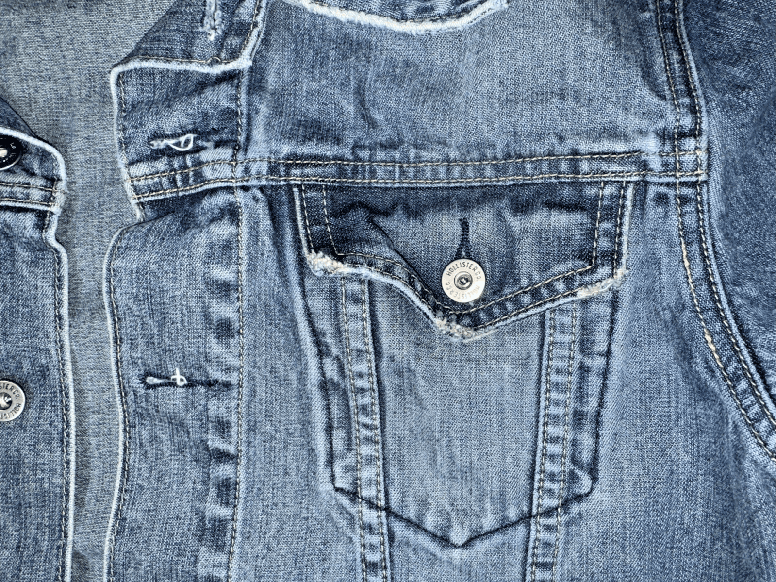 Vintage Y2K Hollister Denim Jean Jacket 2000 Blue Wash Juniors Medium Distressed - Thumbnail 4