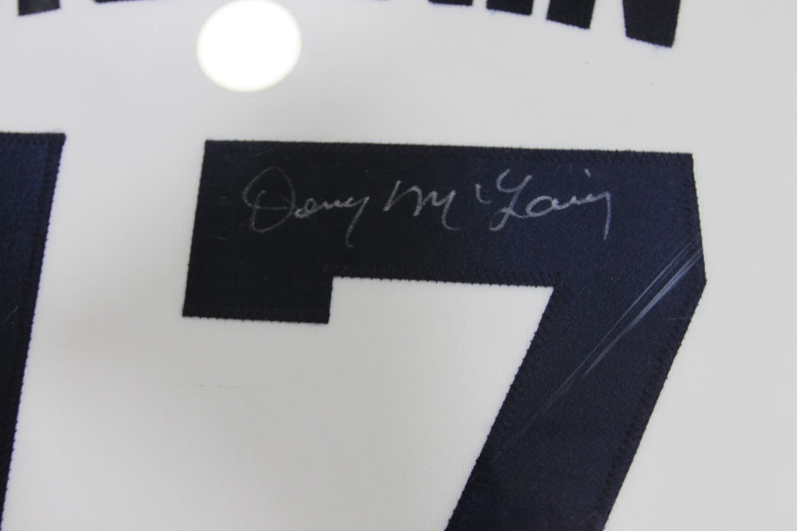 Detroit Tigers Denny Mclain Signed Wood Framed White Jersey 36x42 - Thumbnail 13