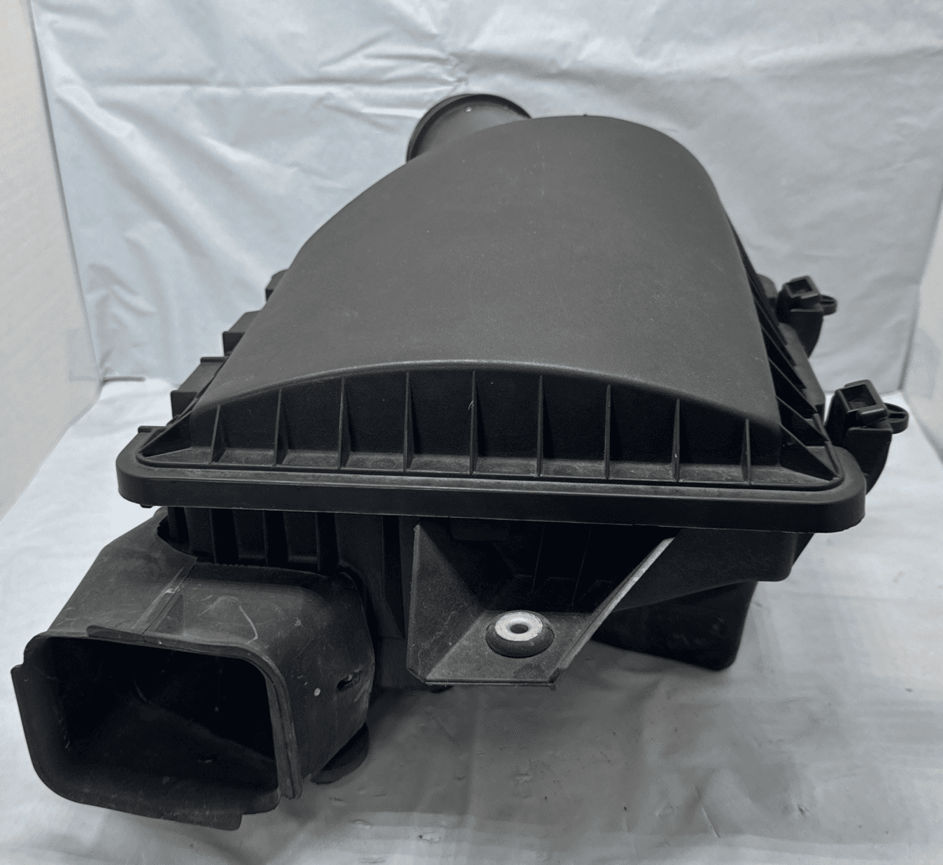 2005 to 2010 Ford Mustang 4.0L 4.0 V6 Air Cleaner Filter Box E3782 DG - Thumbnail 4