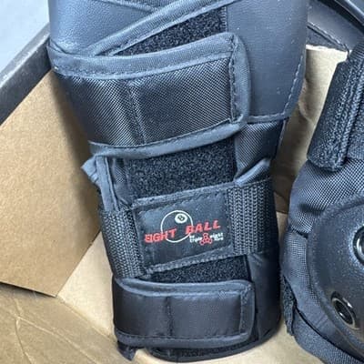 Lightly Used Bladerunner Black Advantage Pro XT Skates US Size 10 - Thumbnail 8