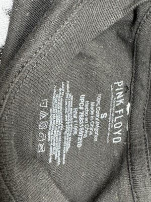 Vintage 1987 Pink Floyd Dark Side of the Moon Tour Tshirt Mens SMALL SOFT - Thumbnail 4