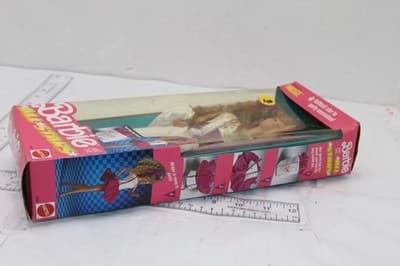 Barbie and the All Stars Midge Softball Star Doll Mattel 1989 #9360 NEW - Thumbnail 5