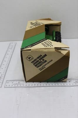 Ertl John Deere "R" Tractor Collector Edition 1/16 JD-544 - Thumbnail 3