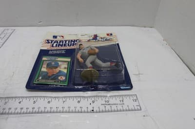 1989 Kenner Starting Lineup MLB Boston Red Sox Roger Clemens Figure - Thumbnail 4