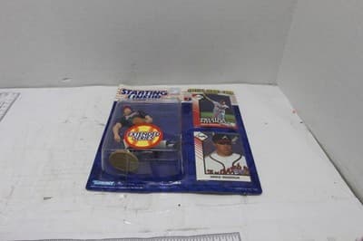 1993 Kenner Greg Maddux Starting Lineup - Thumbnail 4