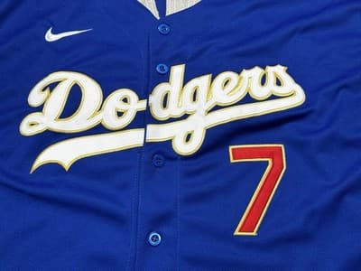 Los Angeles Dodgers Nike Jersey Urias Men's Size Medium World Series Gold New - Thumbnail 3