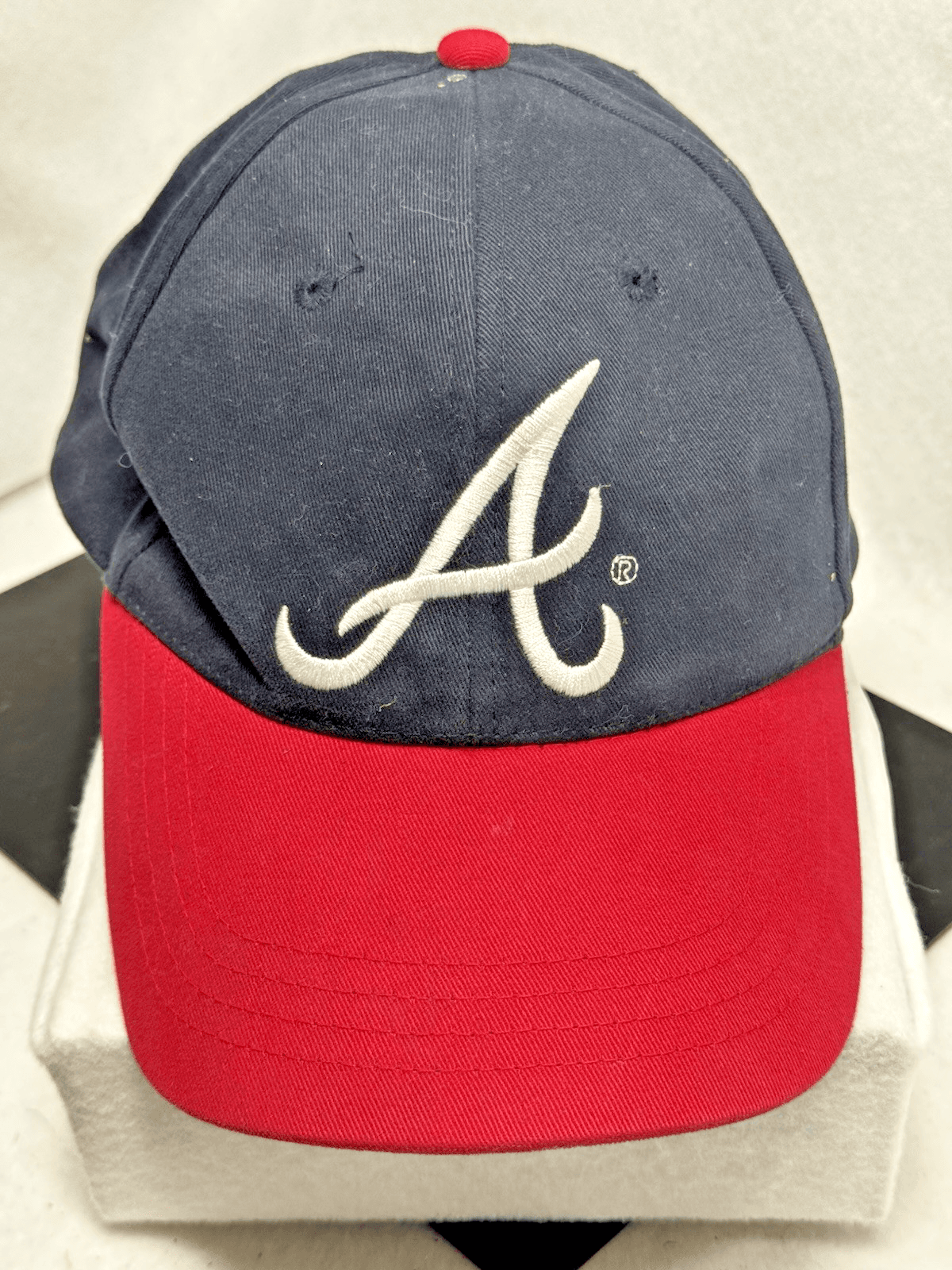 MLB Atlanta Braves Adjustable Hat Cap Used - Image 1