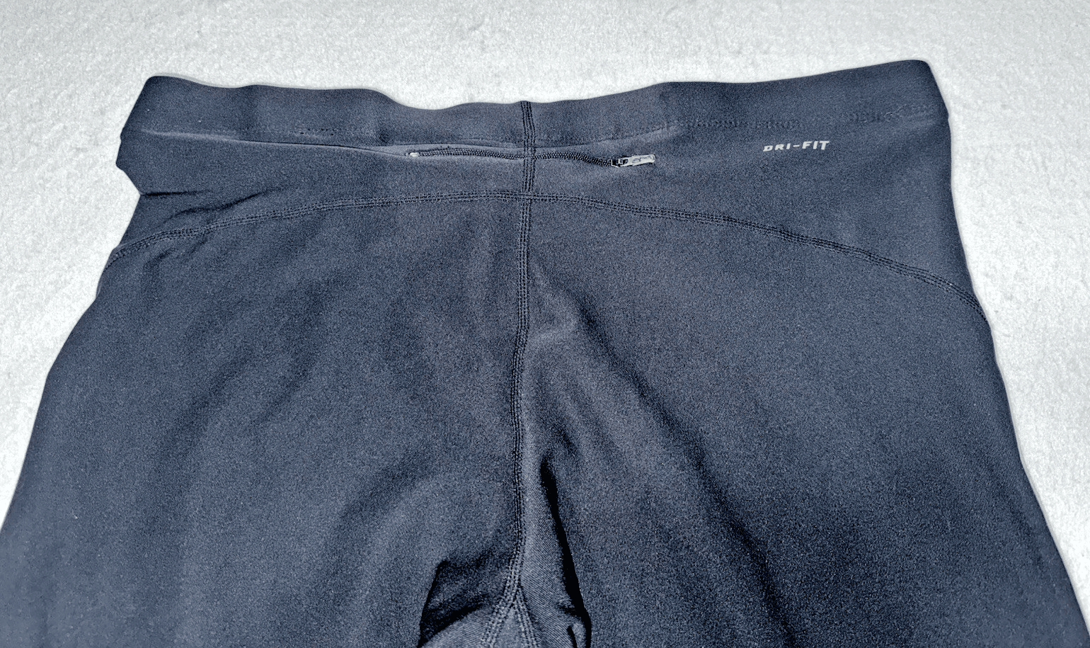 Nike Leggings Women’s XL Black Dri-Fit Pedal Pusher Capri Pants Slim - Thumbnail 4