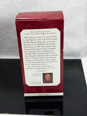 Hallmark Keepsake NBA Hoop Stars Ornament Chicago Bulls Scottie Pippen - Thumbnail 2