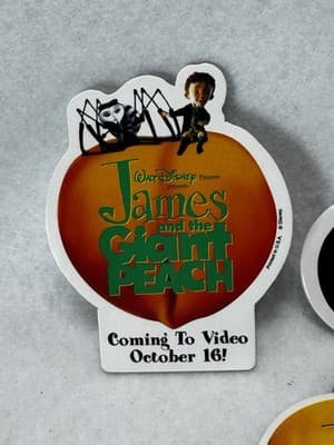 Lot of 4 1996 James and the Giant Peach Movie Pinback Buttons - Thumbnail 2