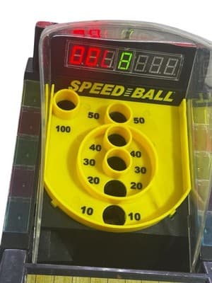 Speedball Electronic Skee Ball Arcade Game 2004 – Ideal Toy – Over 3 Feet Long! - Thumbnail 4