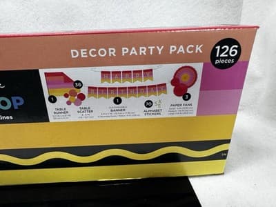 Crayola + Hallmark Color Pop Decor Party Pack 126 Pieces - Thumbnail 4