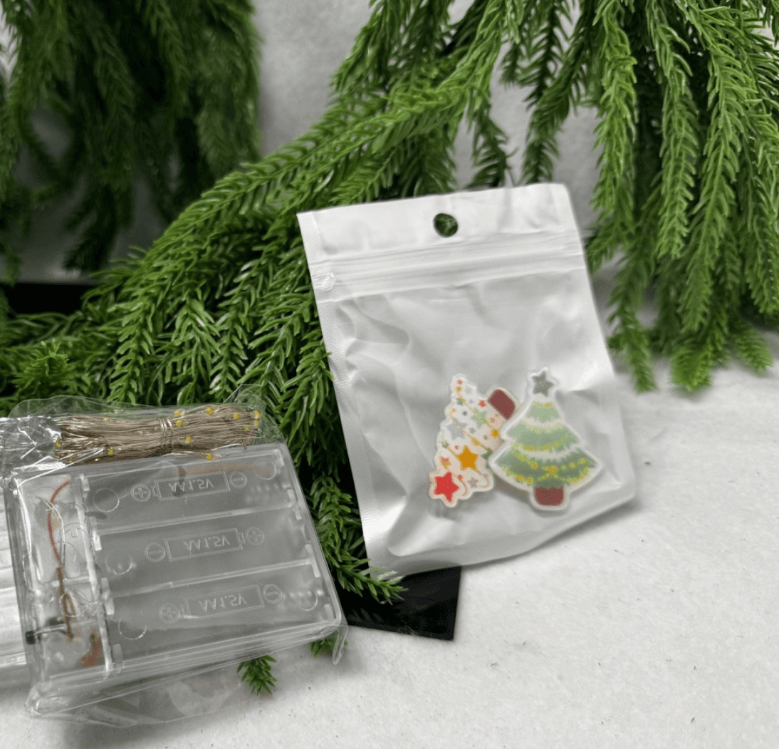 Artificial Soft Plastic In/Out Weeping Willow Pine 72" Garland with Battery LED - Thumbnail 3