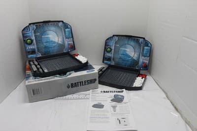 BATTLESHIP Board Game 100% COMPLETE 2018 Good Condition - Thumbnail 2