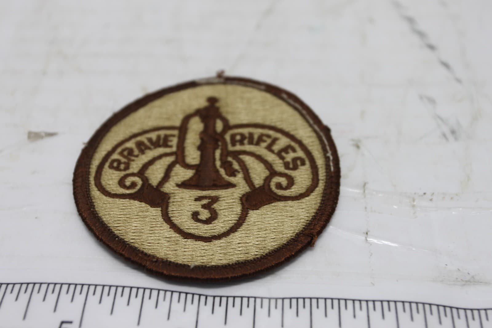 US ARMY 3RD ARMORED CAVALRY REGIMENT BRAVE RIFLES TAN BROWN - Image 1