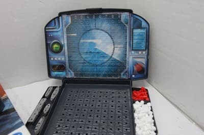 BATTLESHIP Board Game 100% COMPLETE 2018 Good Condition - Thumbnail 4