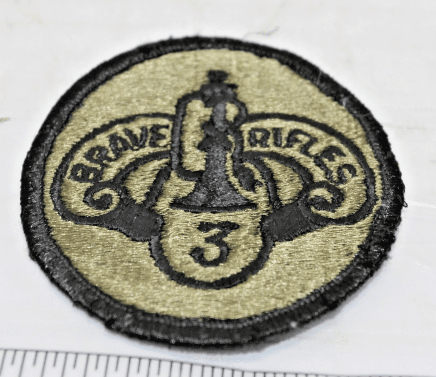 3rd ACR Armored Calvary Regiment U.S. Army Desert GREEN BLACK - Image 1