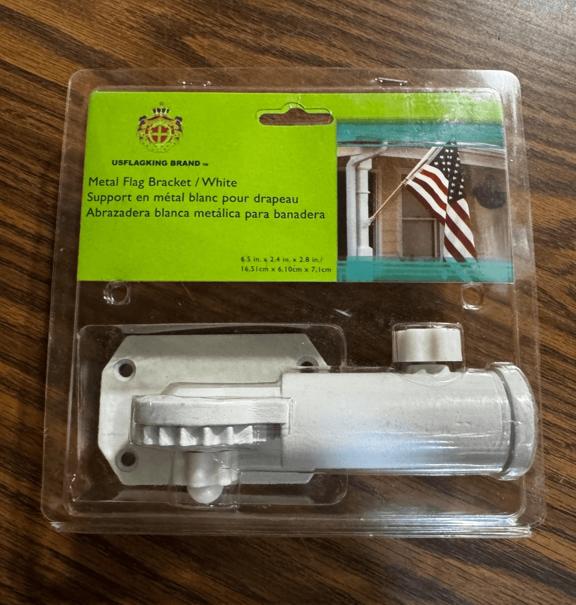 Metal Flag Bracket White - Image 1
