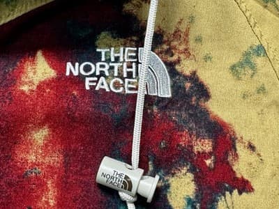 The North Face Class V Pullover Jacket Mens SMALL Yellow Red Tie Dye Multicolor - Thumbnail 3