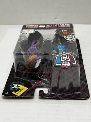 Monster High Dracula & Lagoona Blue Scary Cute Collectible Figures NEW - Thumbnail 4