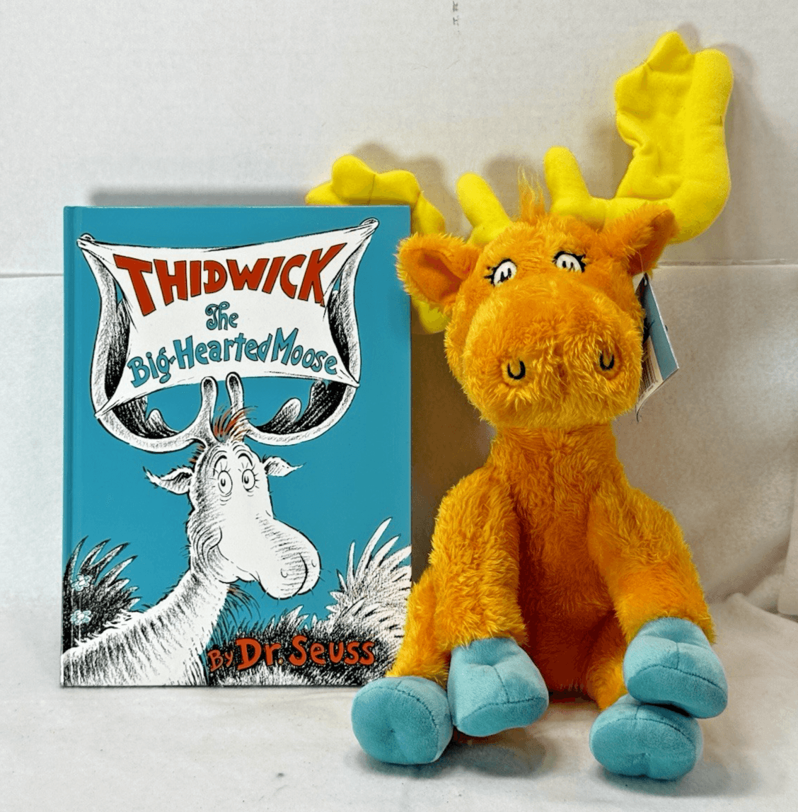Thidwick the Big-Hearted Moose by Dr. Seuss Hardcover Large & Plush Toy - Image 1
