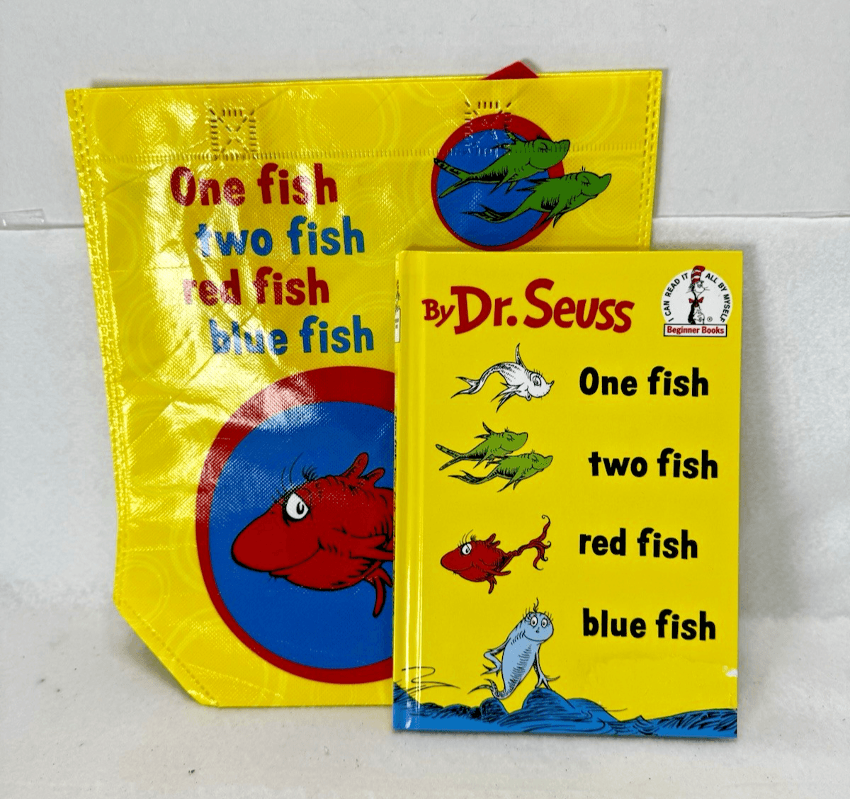 Lot of 2 Items 1988 Dr Seuss One Fish Two Fish Red Fish Blue Fish Book & Tote - Image 1