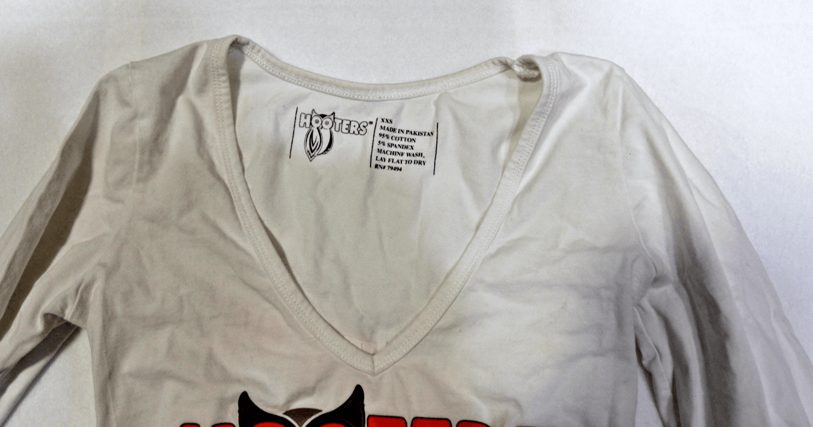 HOOTERS WHITE LONG SLEEVE XXS - Thumbnail 2