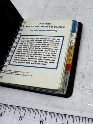 MINT - Vintage Kodak Master Photoguide Mini-Book - First 1974 Printing - Thumbnail 3