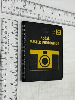 MINT - Vintage Kodak Master Photoguide Mini-Book - First 1974 Printing - Thumbnail 4